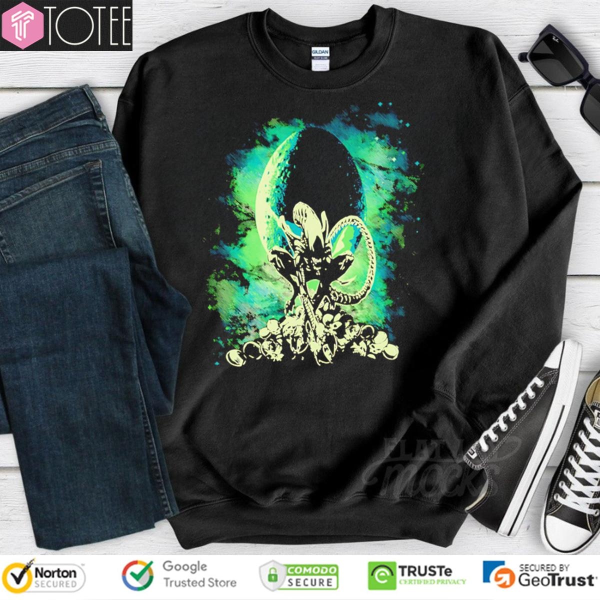 Sweatshirt